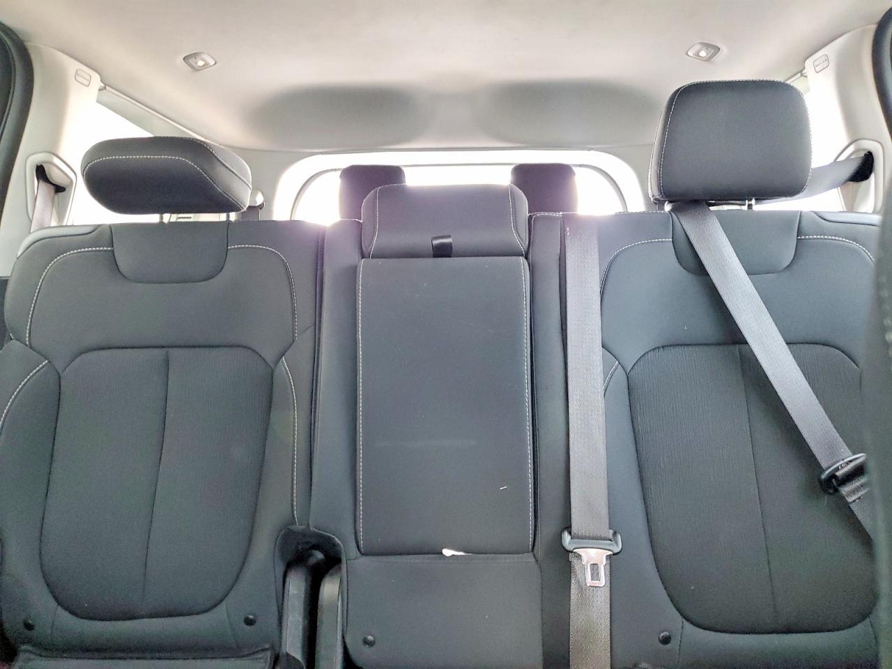 2023 Jeep Grand Cherokee L Laredo - zdjęcie 10