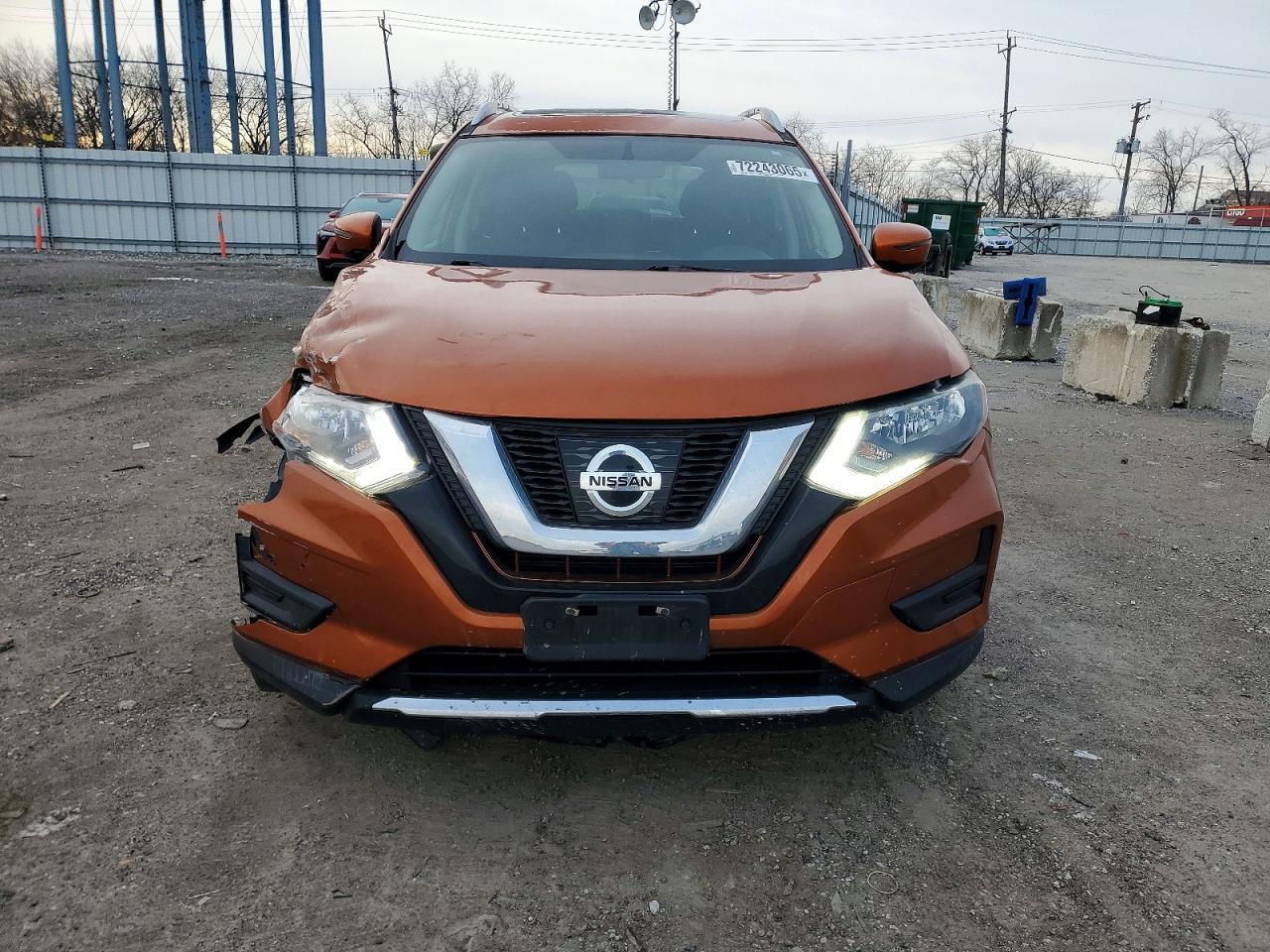2017 Nissan Rogue S - zdjęcie 5