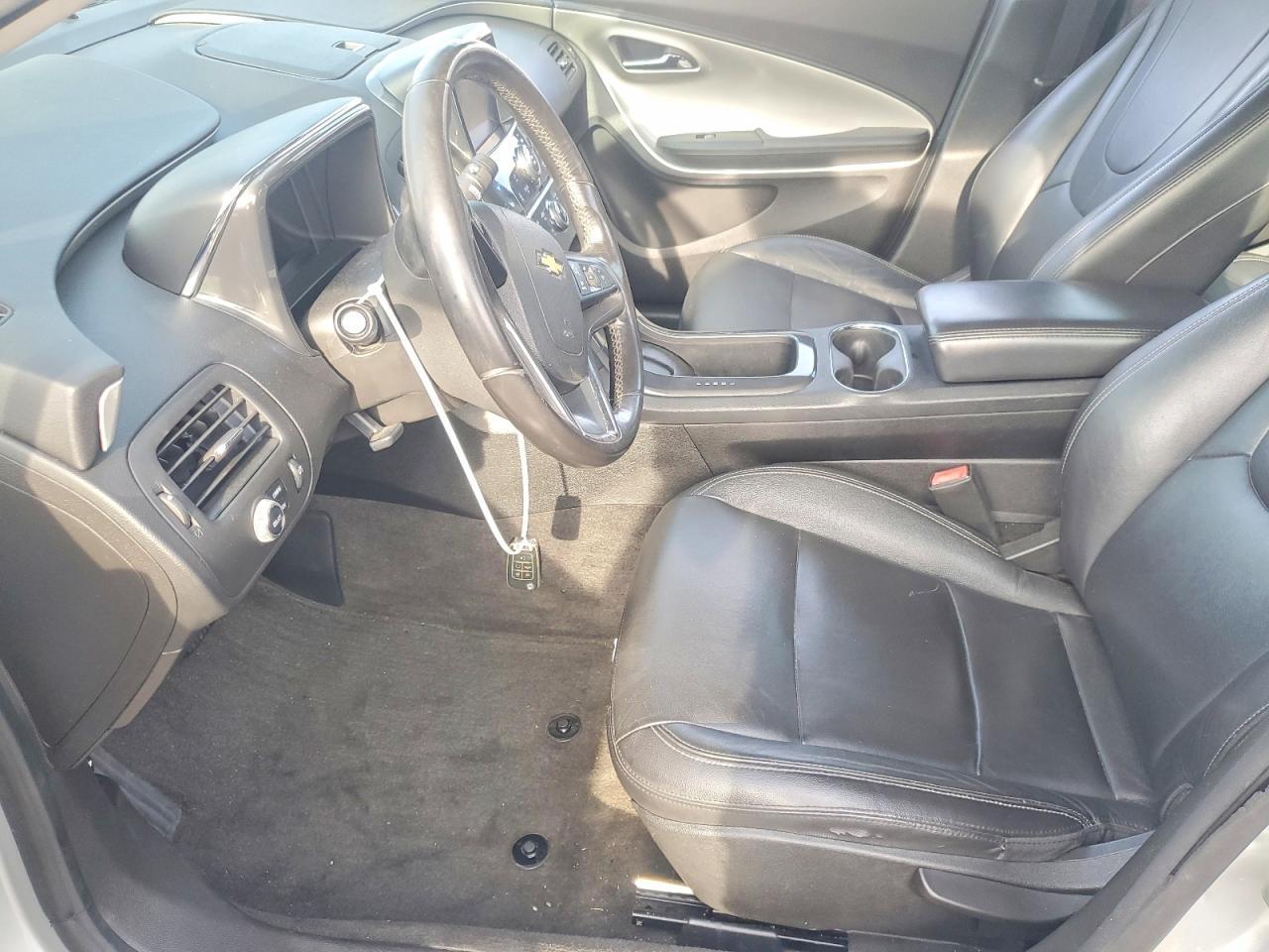 2013 Chevrolet Volt - zdjęcie 7