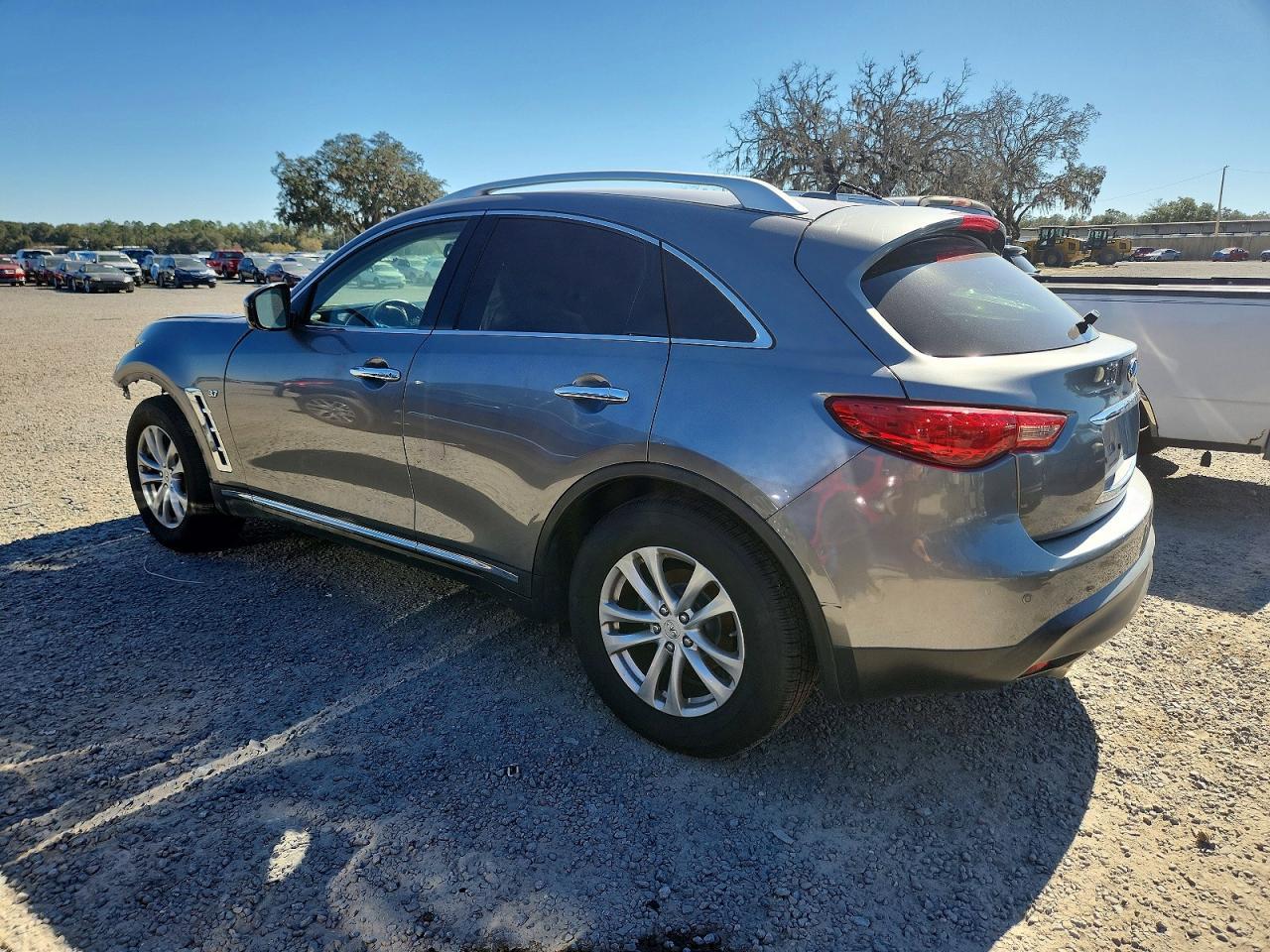 2017 Infiniti Qx70 - zdjęcie 2