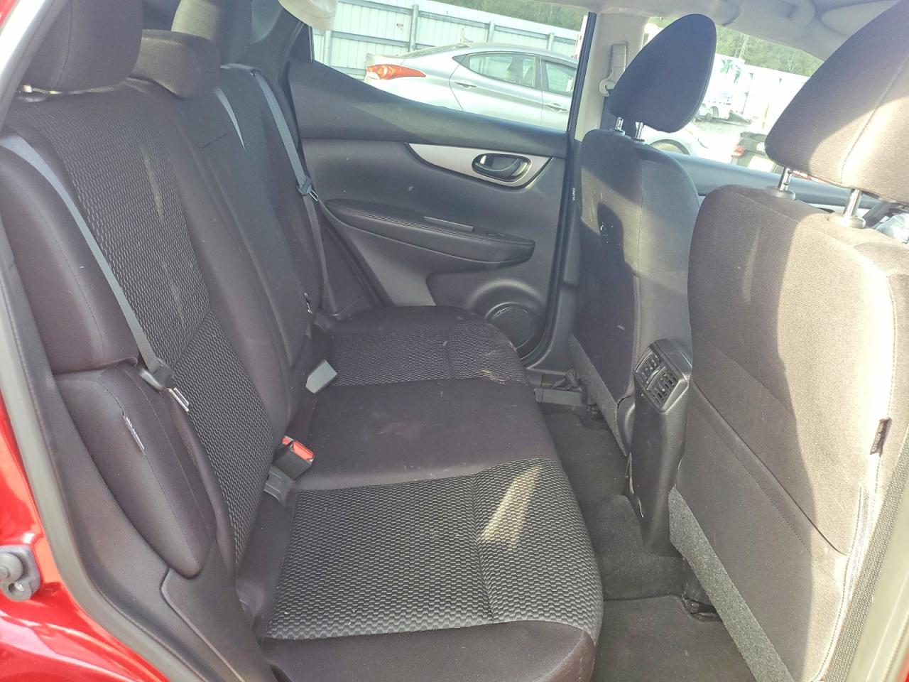 2021 Nissan Rogue Sport S - zdjęcie 11