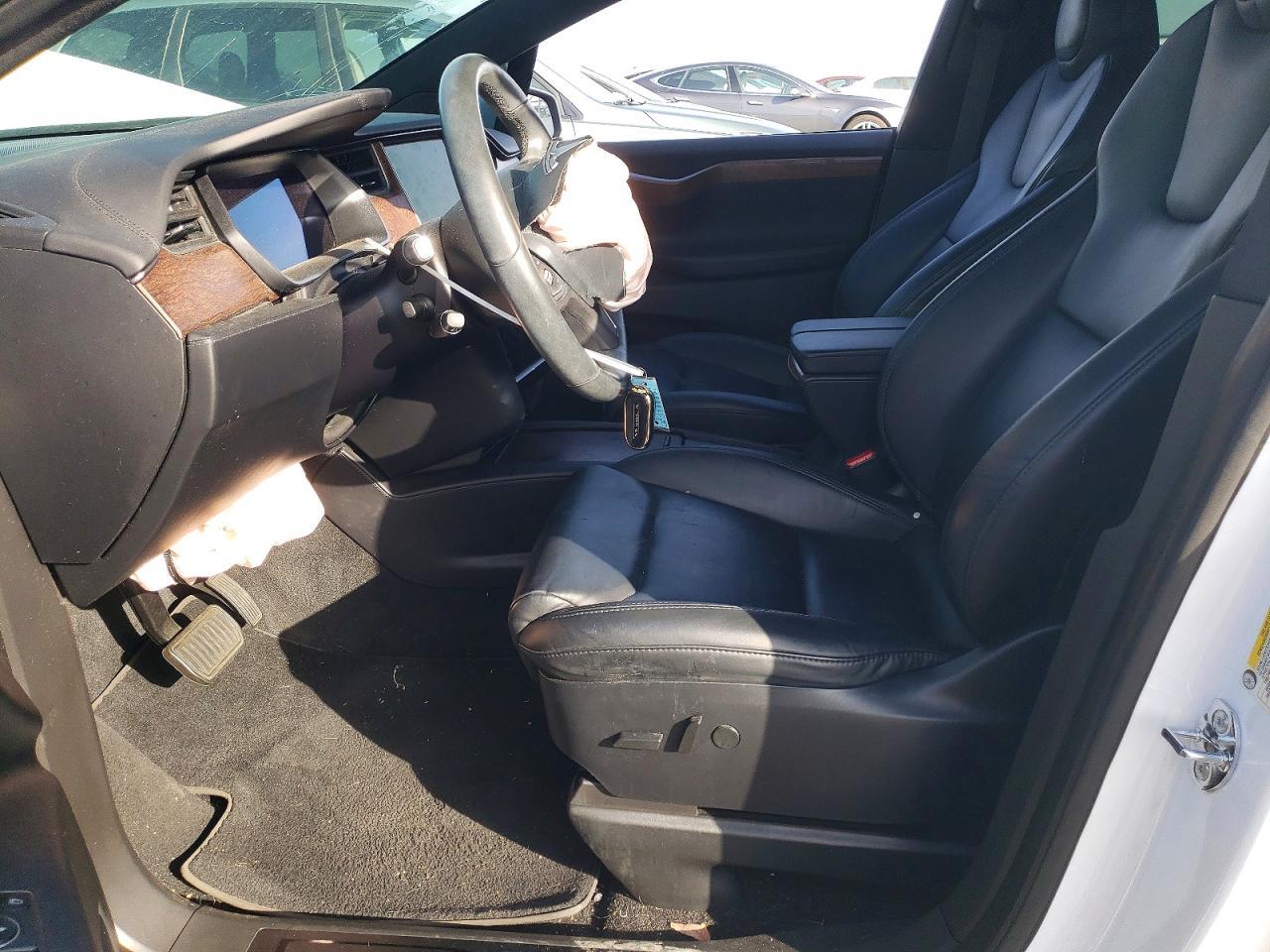 2021 Tesla Model X - zdjęcie 7