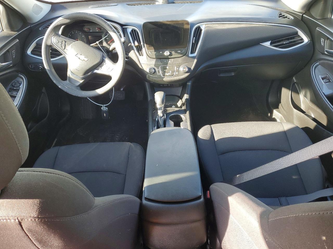 2024 Chevrolet Malibu Ls - zdjęcie 8