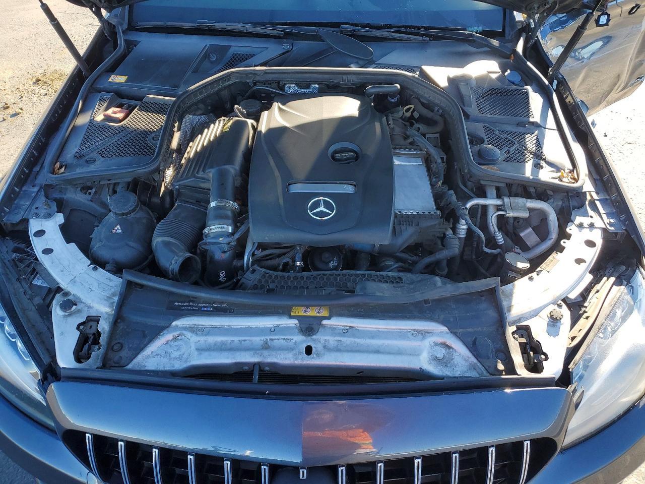 2015 Mercedes-Benz C 300 - zdjęcie 11