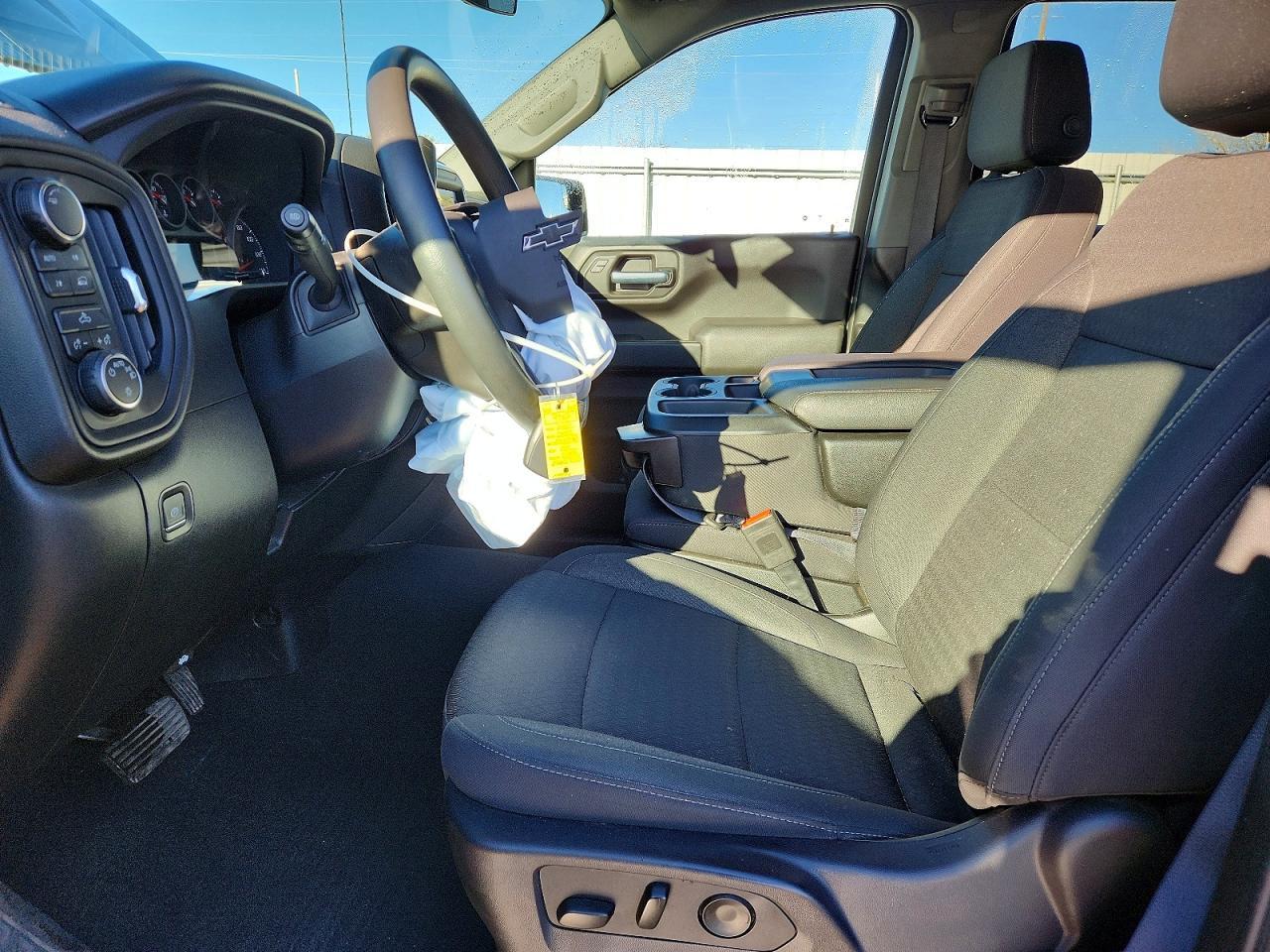 2024 Chevrolet Silverado K1500 Custom - zdjęcie 7