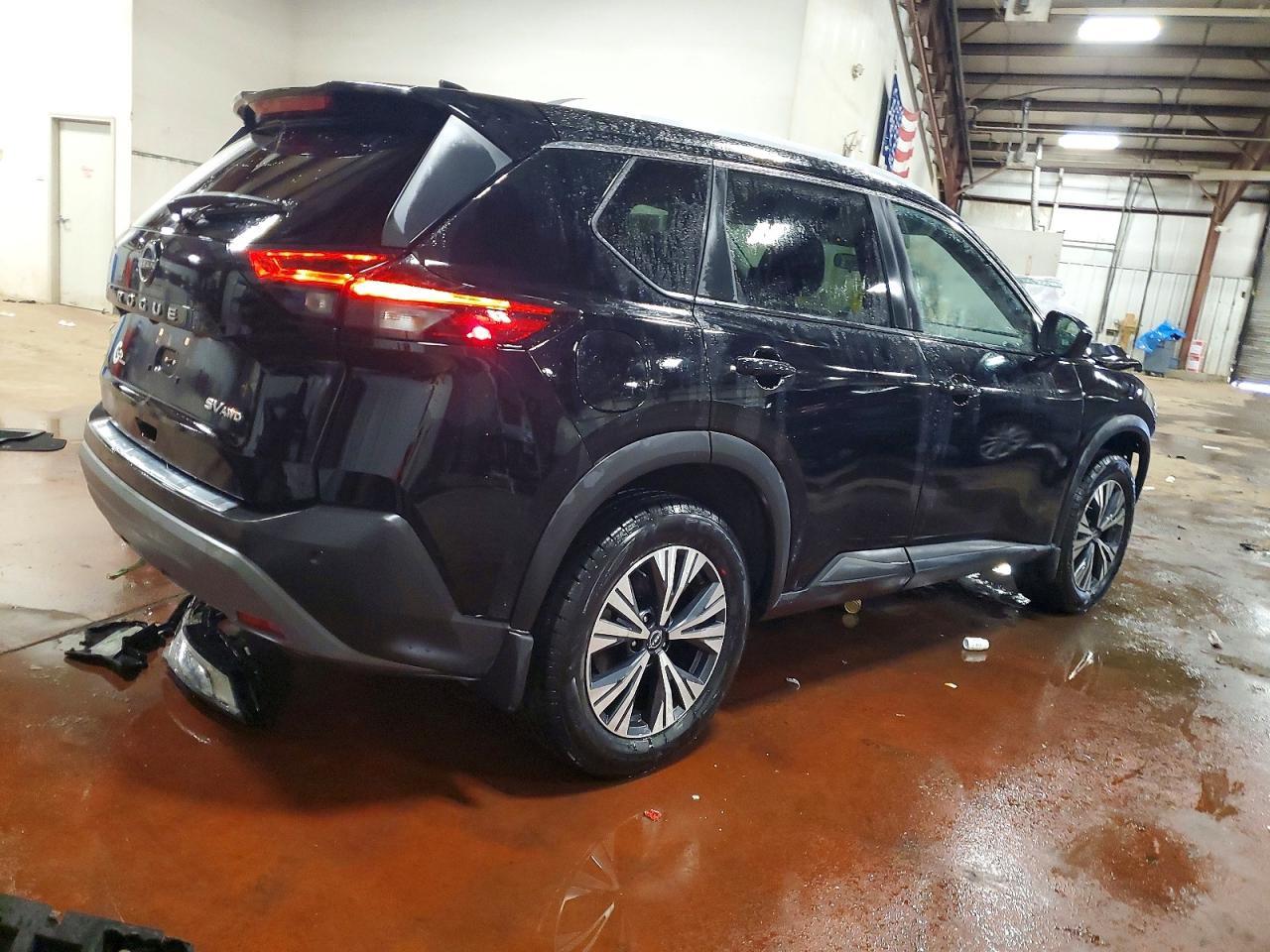 2023 Nissan Rogue Sv - zdjęcie 3
