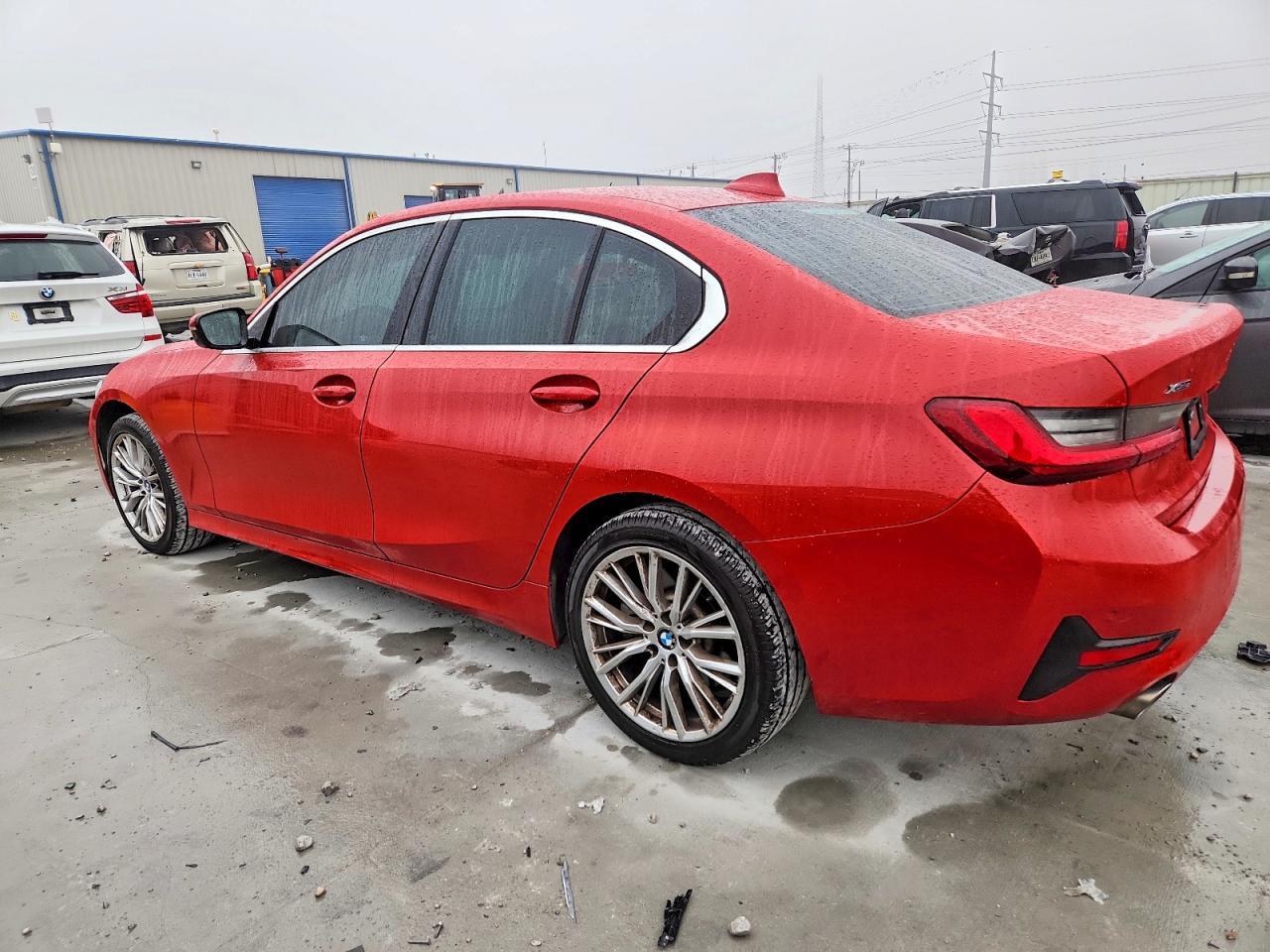 2022 BMW 330Xi - zdjęcie 2
