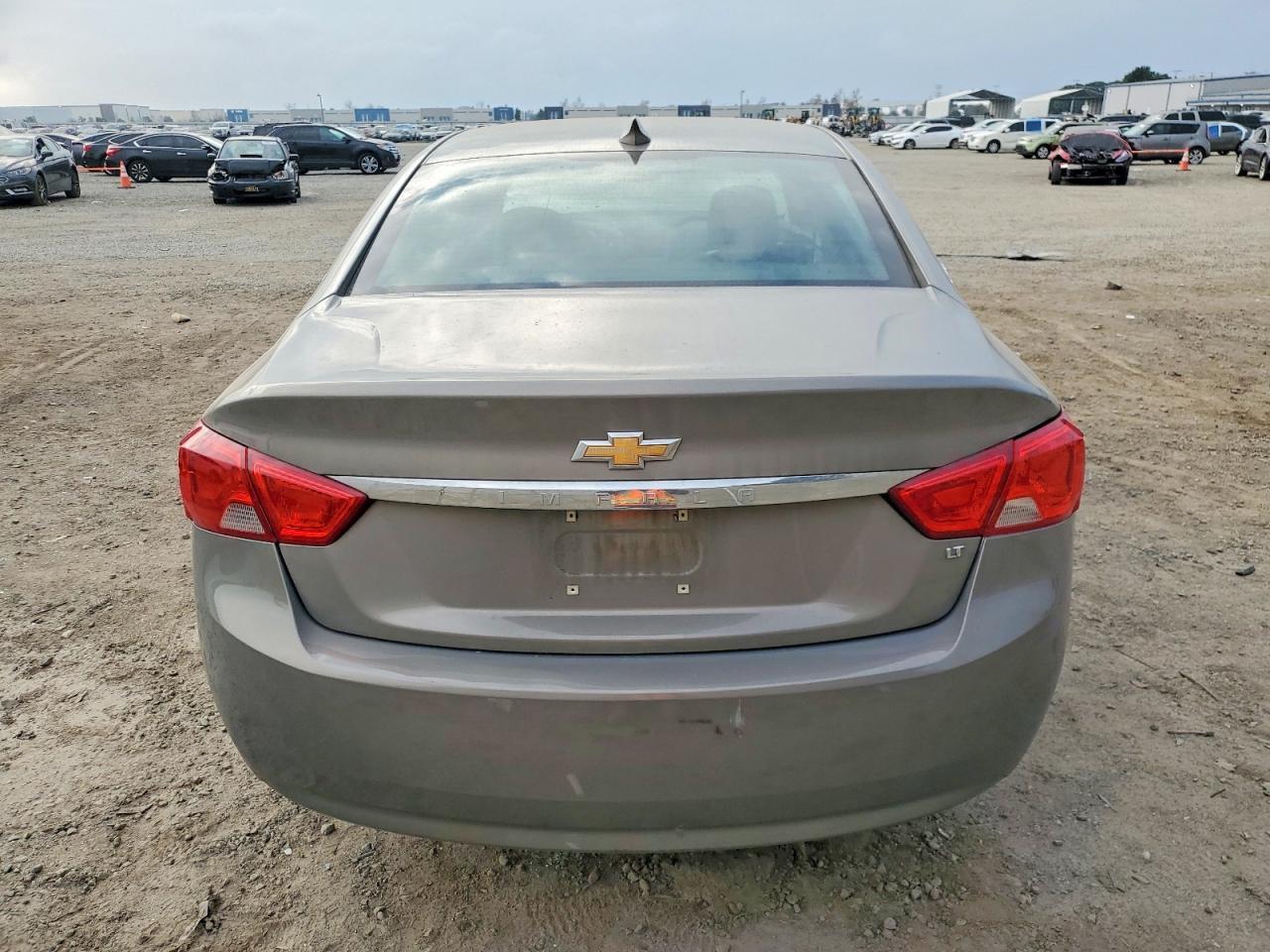 2019 Chevrolet Impala Lt - zdjęcie 6