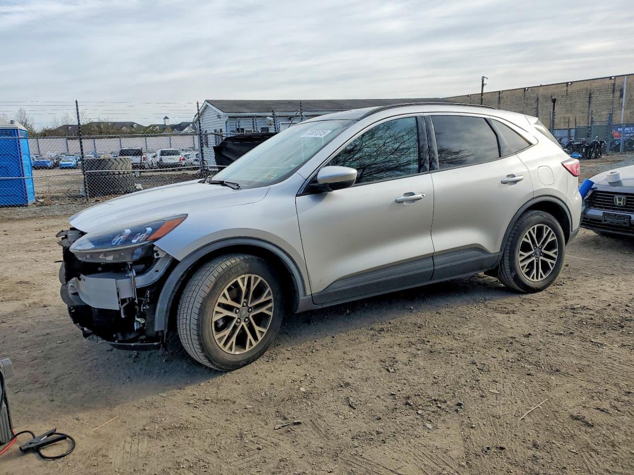 2020 Ford Escape Sel - zdjęcie główne