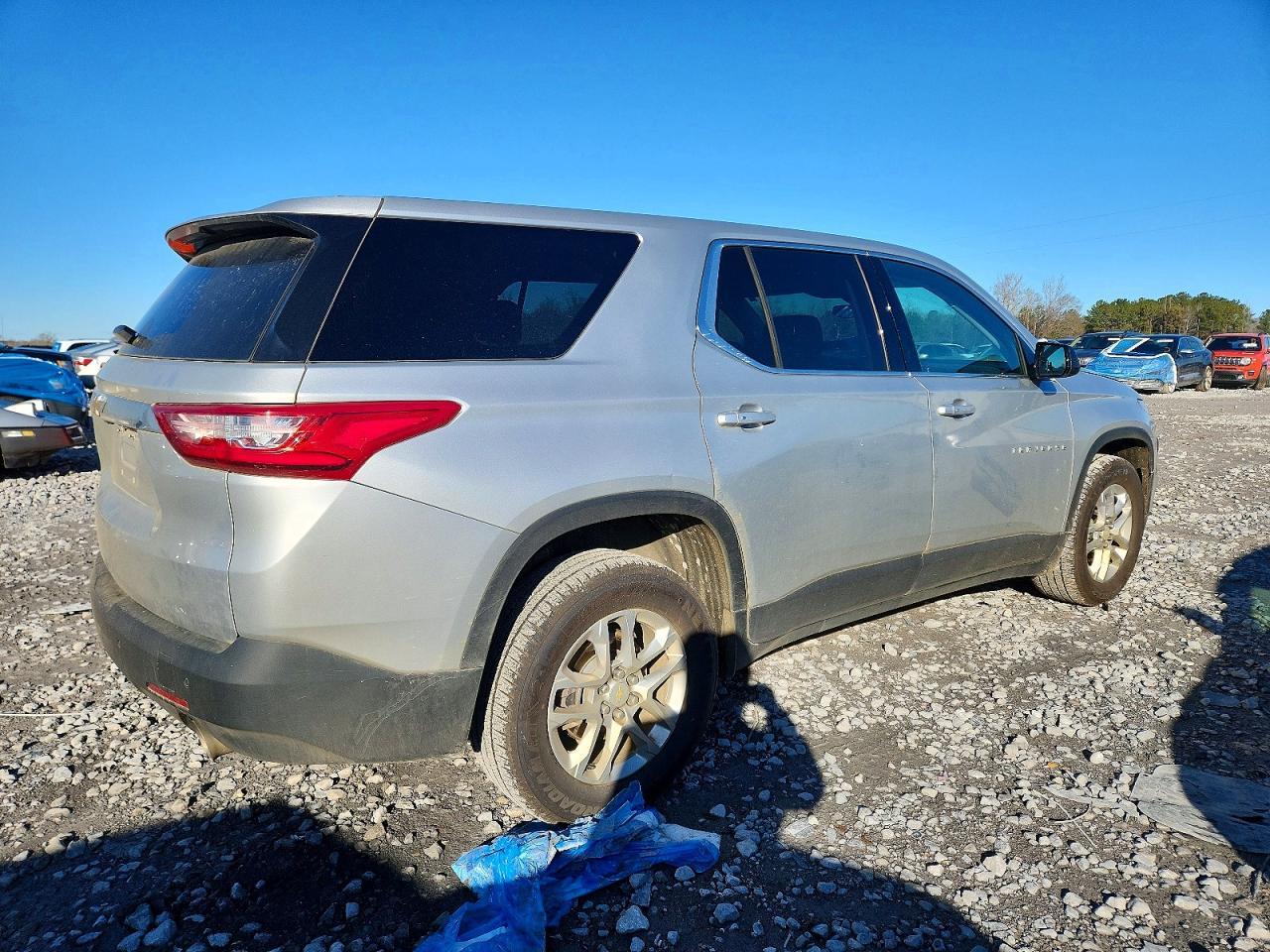 2020 Chevrolet Traverse Ls - zdjęcie 3