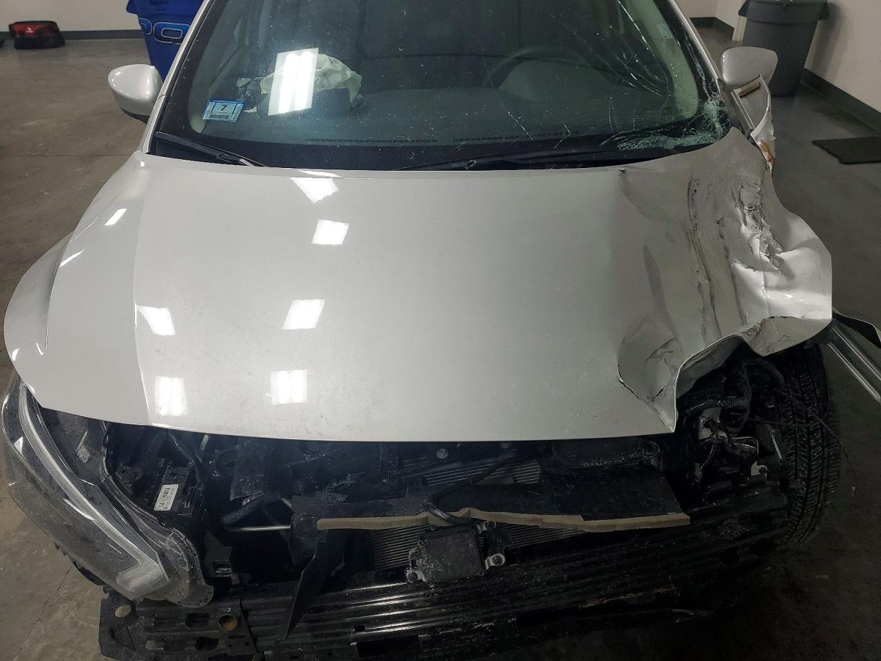 2025 Nissan Versa Sv - zdjęcie 11