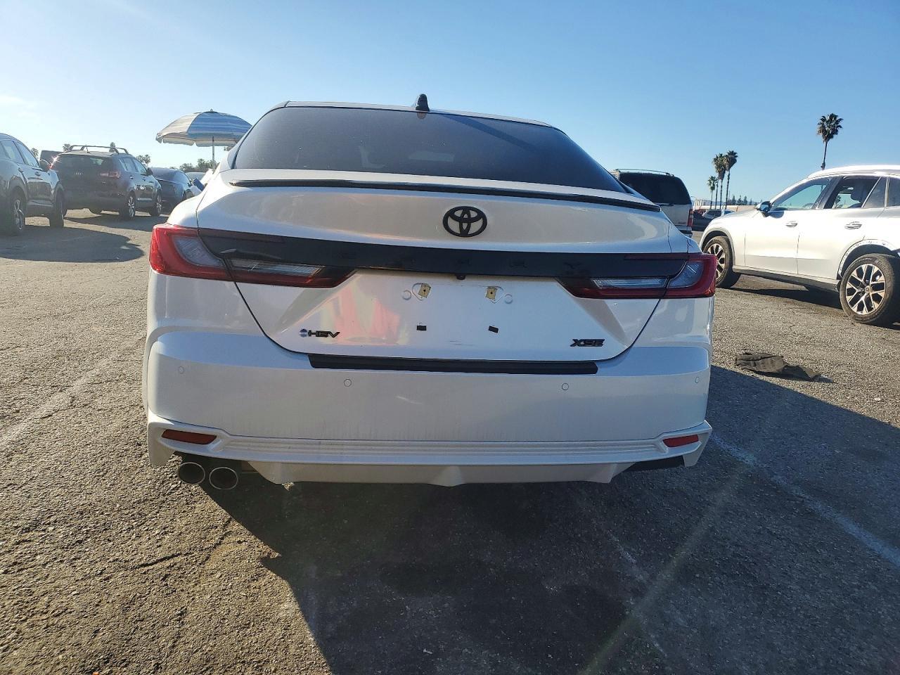 2025 Toyota Camry Xse - zdjęcie 6