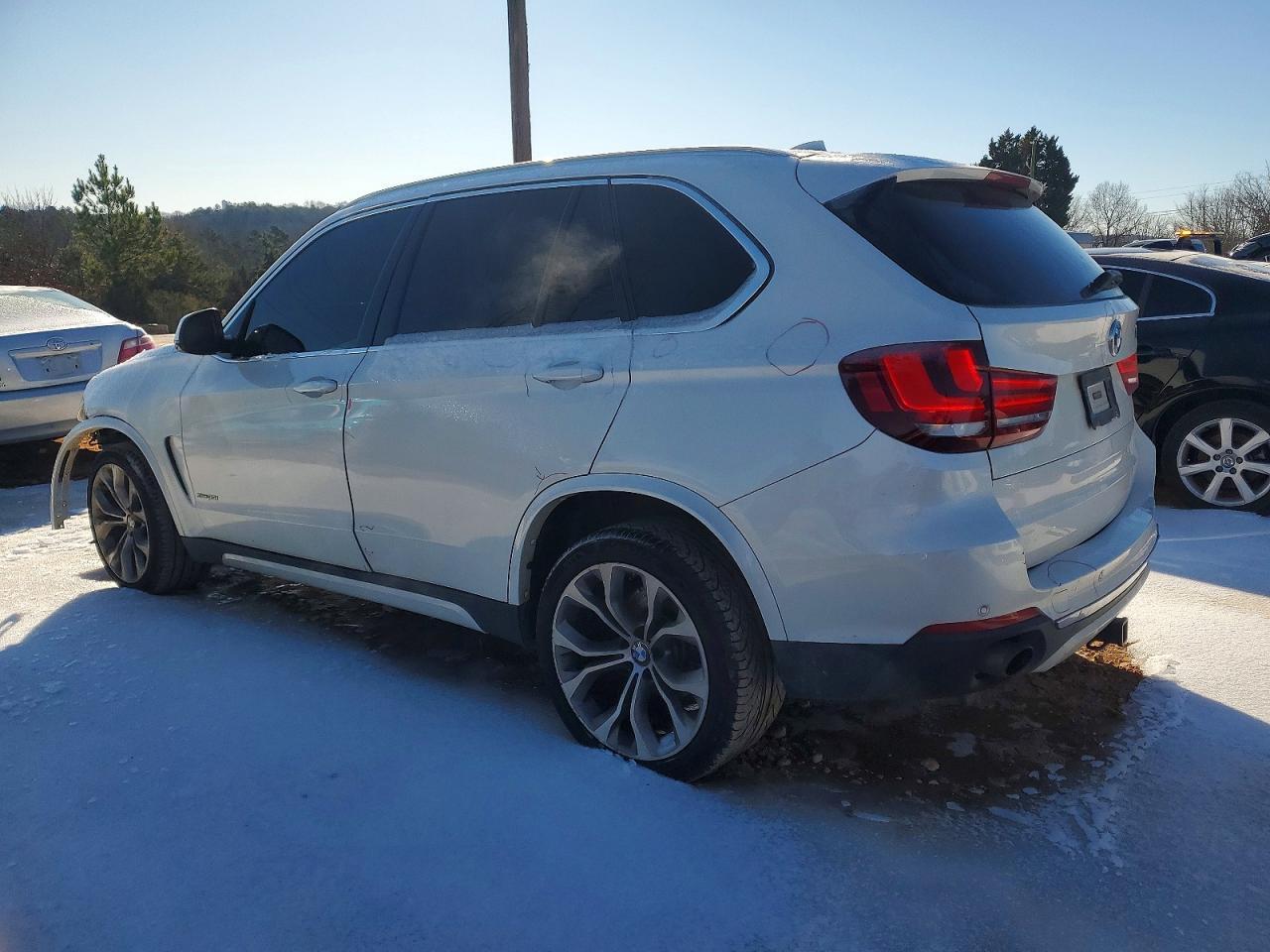 2016 BMW X5 xDrive35I - zdjęcie 2