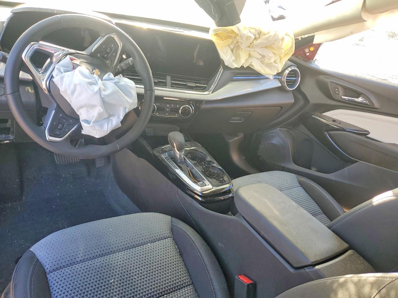 2025 Chevrolet Trax 1Lt - zdjęcie 8