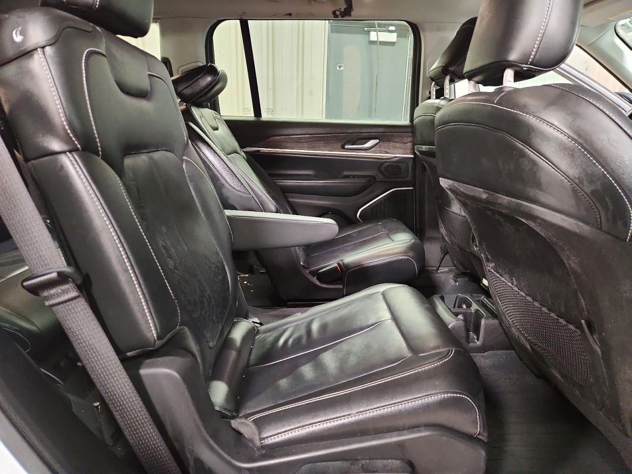 2023 Jeep Grand Cherokee L Limited - zdjęcie 11