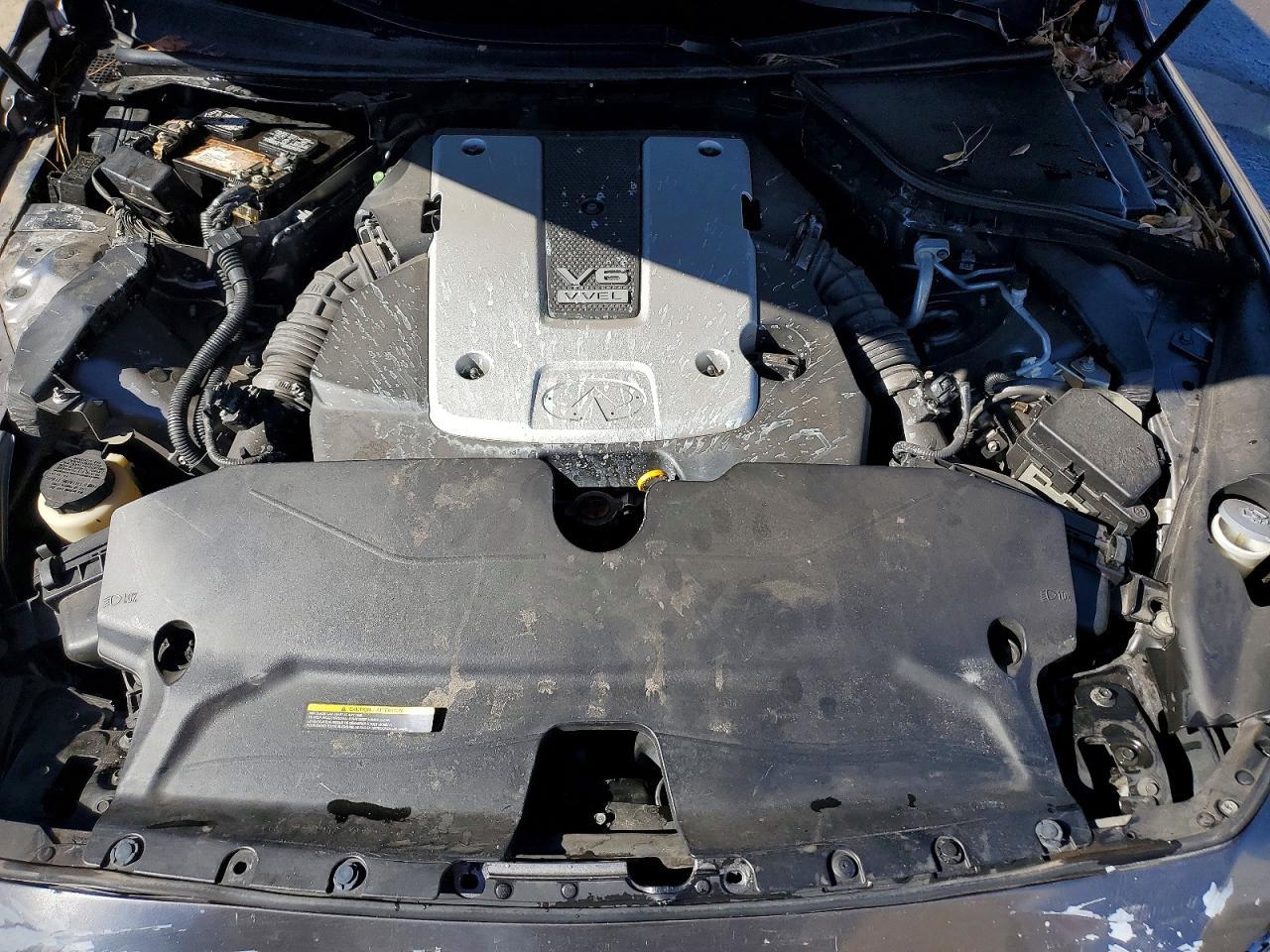 2015 Infinity Q50 - zdjęcie 11