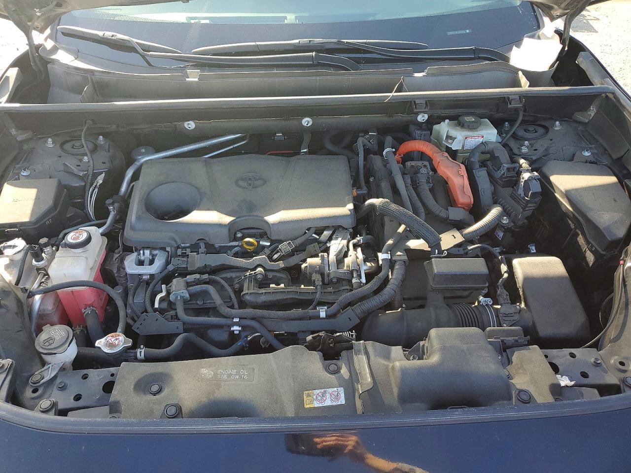 2020 Toyota Rav4 Hybrid Xle - zdjęcie 11