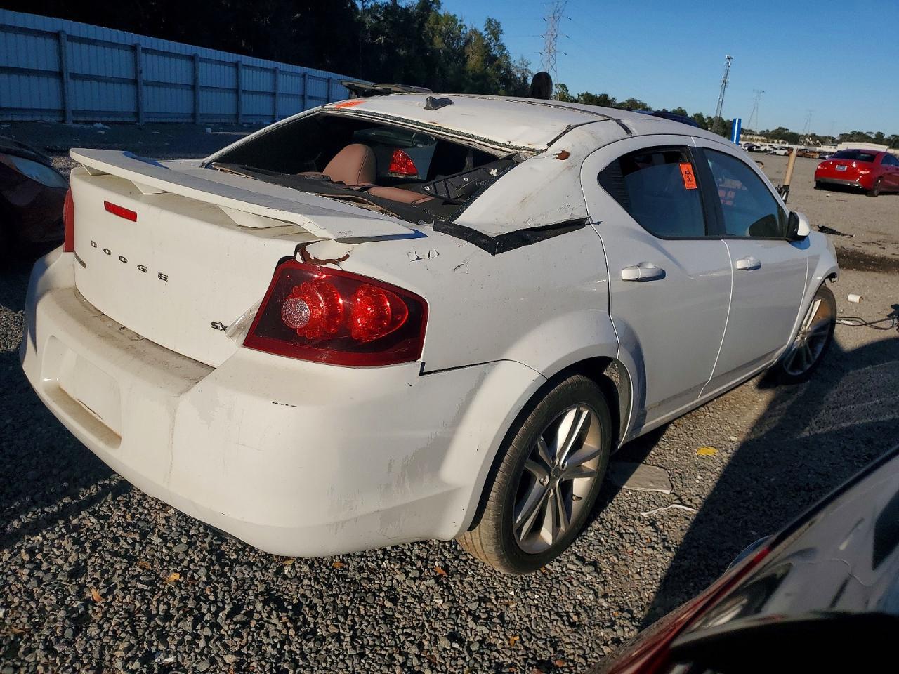 Dodge Avenger - zdjęcie 3