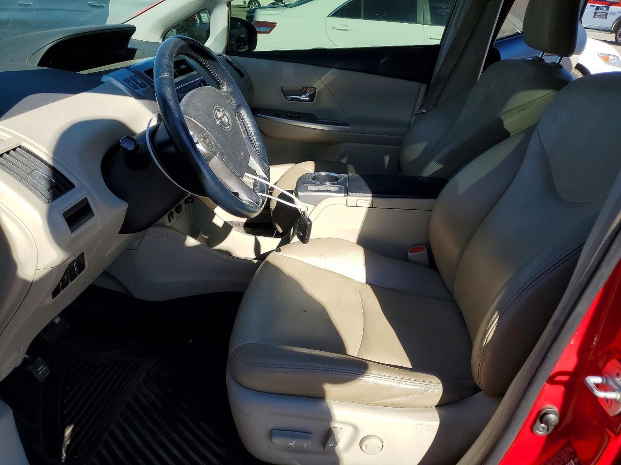 2016 Toyota Prius V - zdjęcie 7