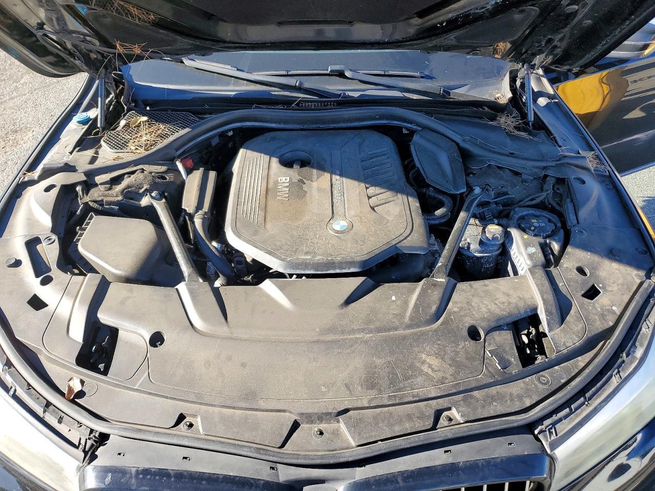 2017 BMW 740 I - zdjęcie 11