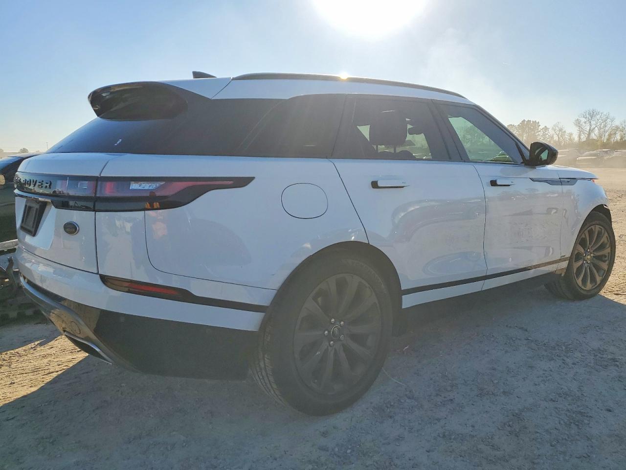 2019 Land Rover Range Rover Velar R-Dynamic Se - zdjęcie 3