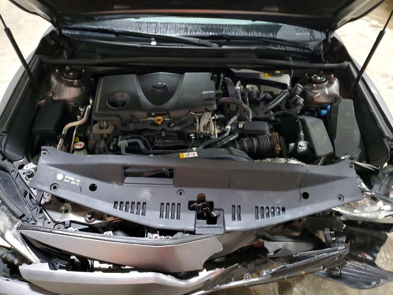 2018 Toyota Camry Le - zdjęcie 11