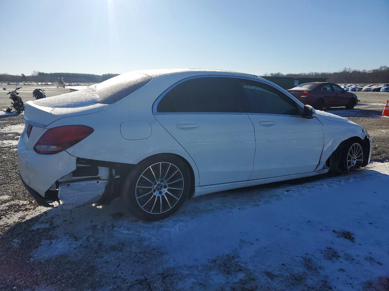 2017 Mercedes-Benz C 300 - zdjęcie 3