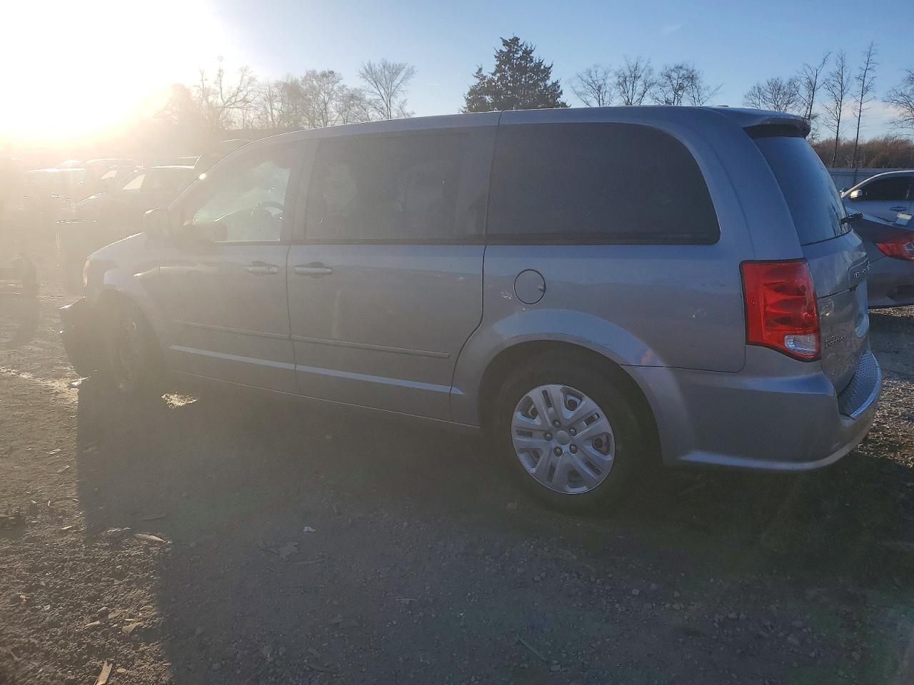 2014 Dodge Grand Caravan Se - zdjęcie 2