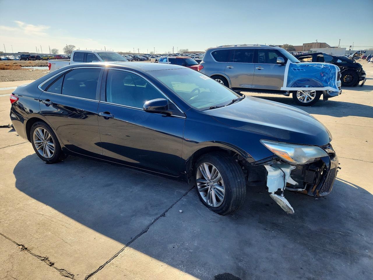 2017 Toyota Camry Se - zdjęcie 4