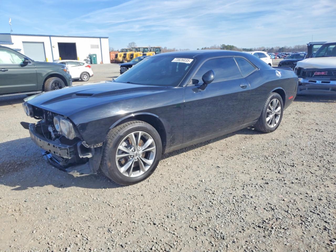 2021 Dodge Challenger - zdjęcie główne