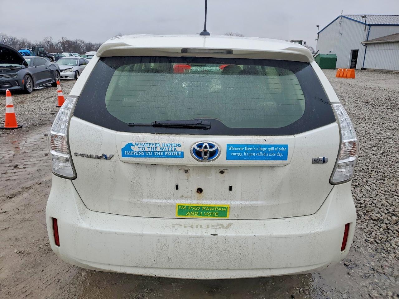 2013 Toyota Prius V - zdjęcie 6