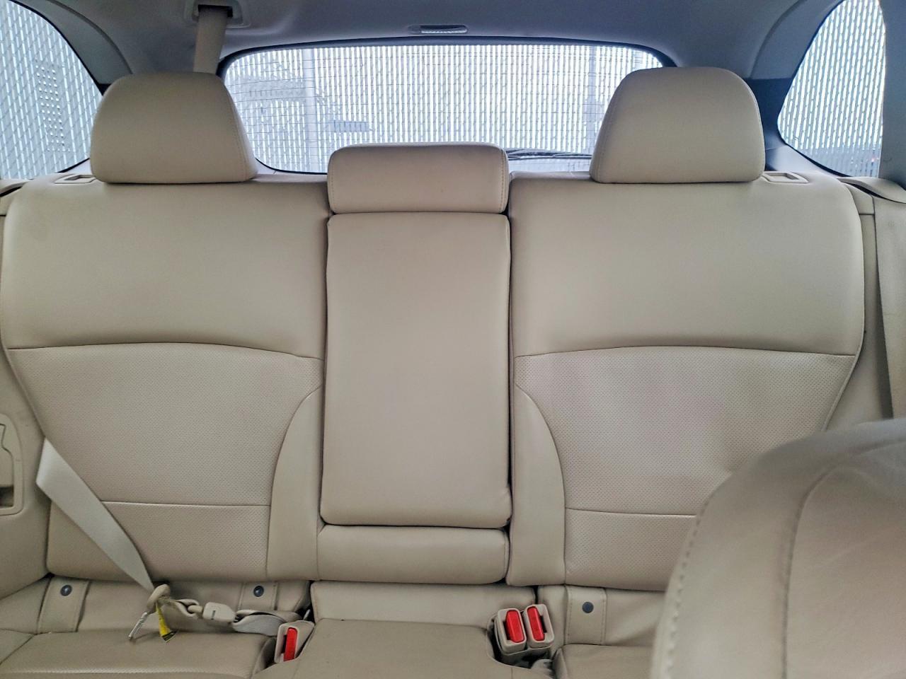 2018 Subaru Outback 3.6R Limited - zdjęcie 10