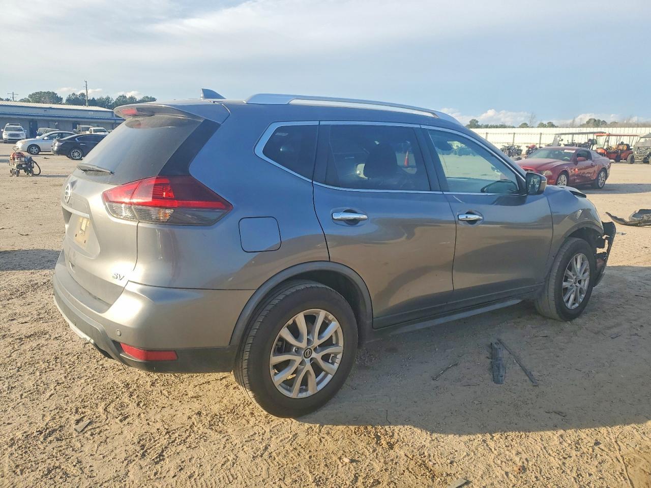 2020 Nissan Rogue S - zdjęcie 3