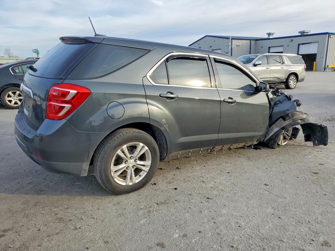 2017 Chevrolet Equinox Ls - zdjęcie 3