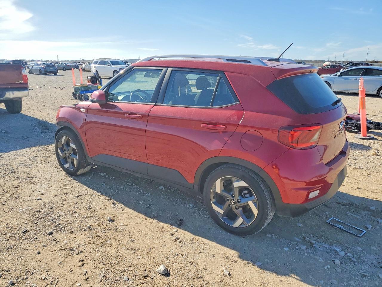 2023 Hyundai Venue Sel - zdjęcie 2