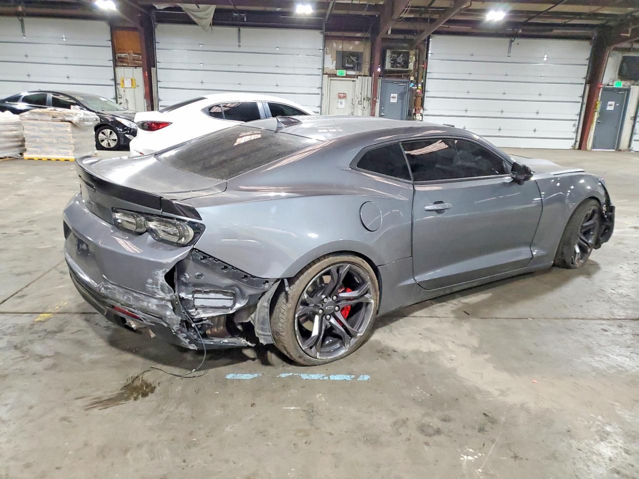 2021 Chevrolet Camaro Lz - zdjęcie 3