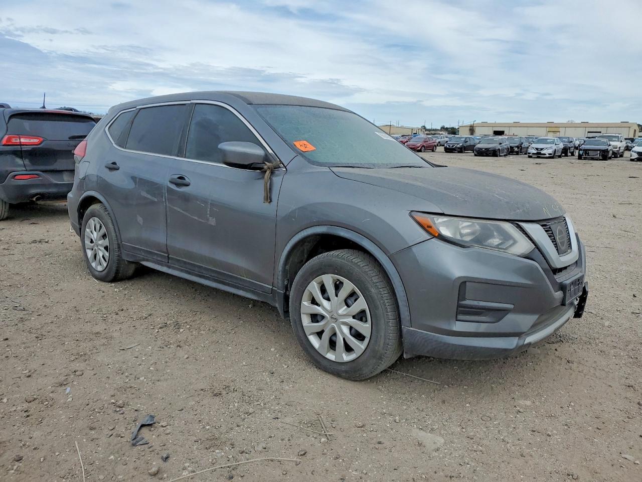 2017 Nissan Rogue S - zdjęcie 4