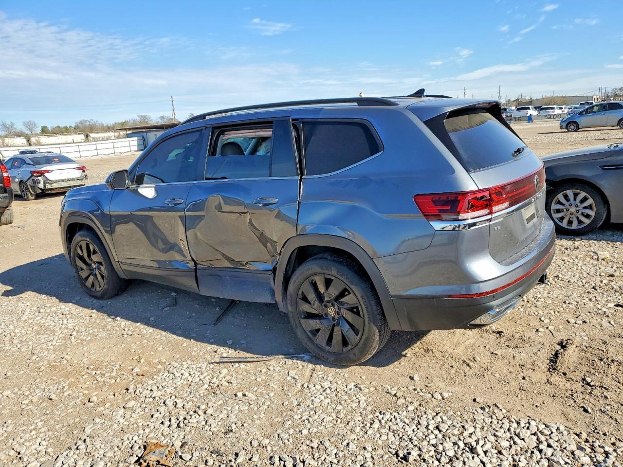 2024 Volkswagen Atlas Se - zdjęcie 2