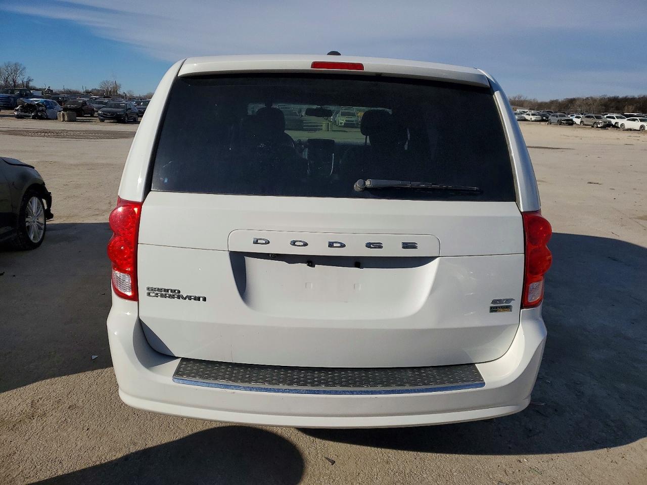 2017 Dodge Grand Caravan Gt - zdjęcie 6