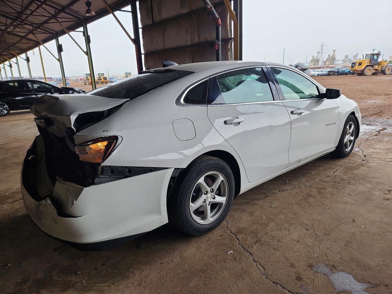 2017 Chevrolet Malibu Ls - zdjęcie 3