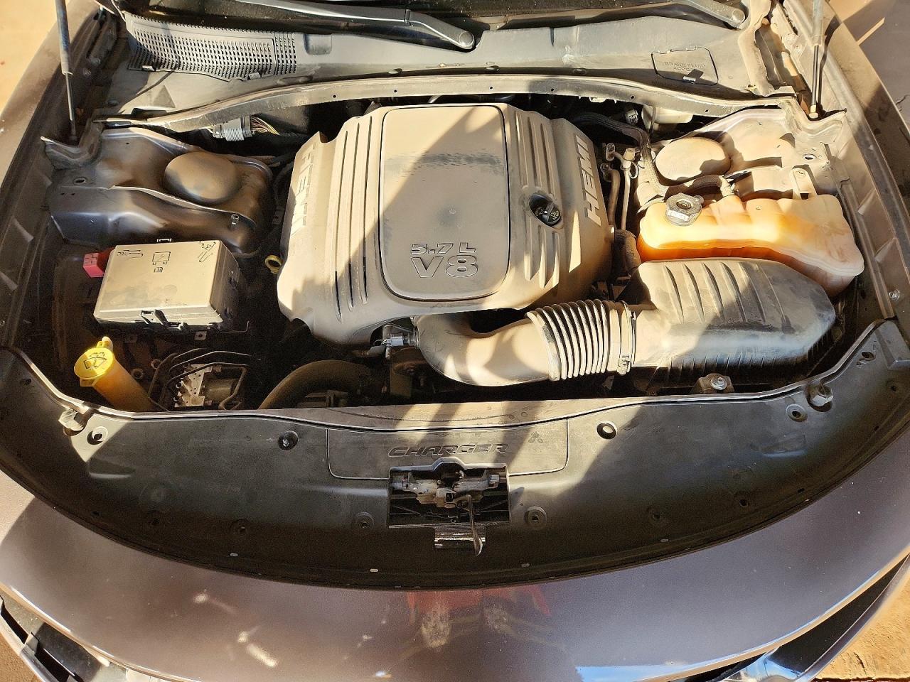 2015 Dodge Charger R/T - zdjęcie 11