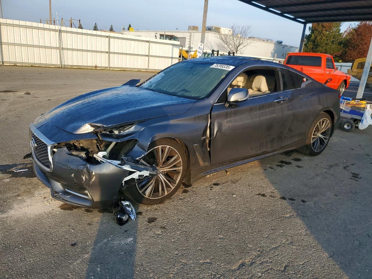 2017 Infiniti Q60 - zdjęcie główne