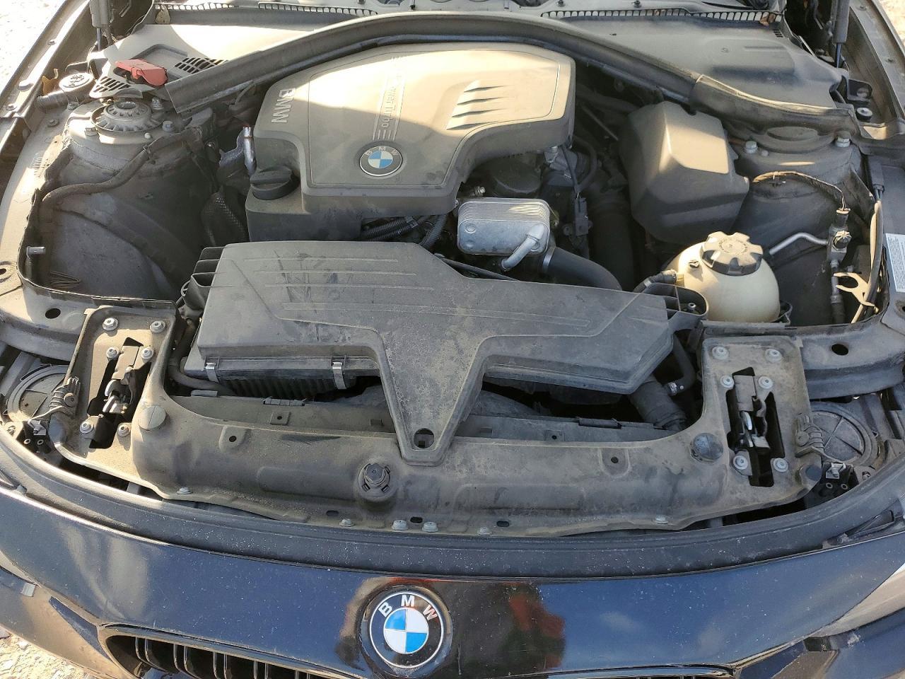 2014 BMW 320 I - zdjęcie 11