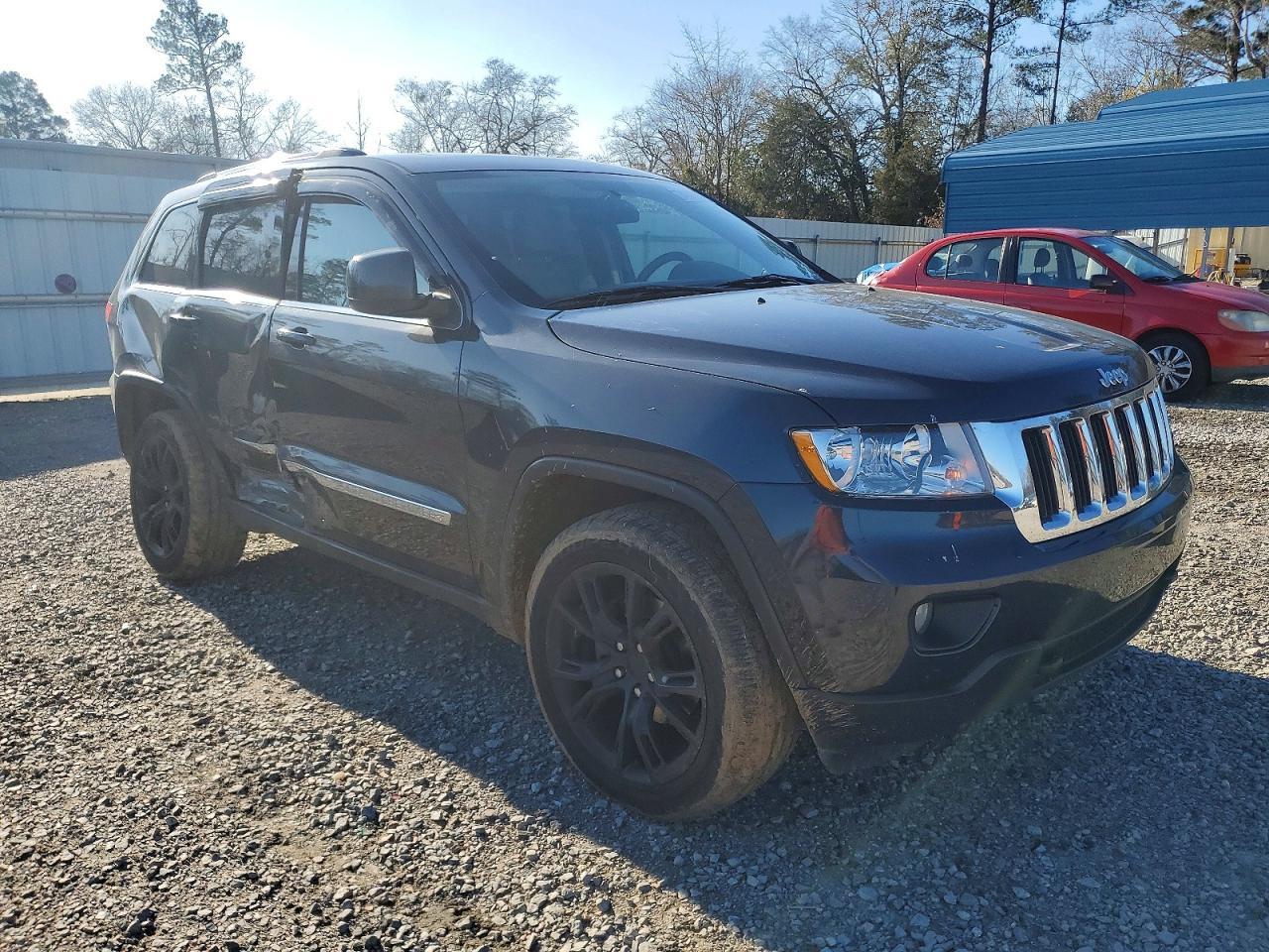 2013 Jeep Grand Cherokee Laredo - zdjęcie 4