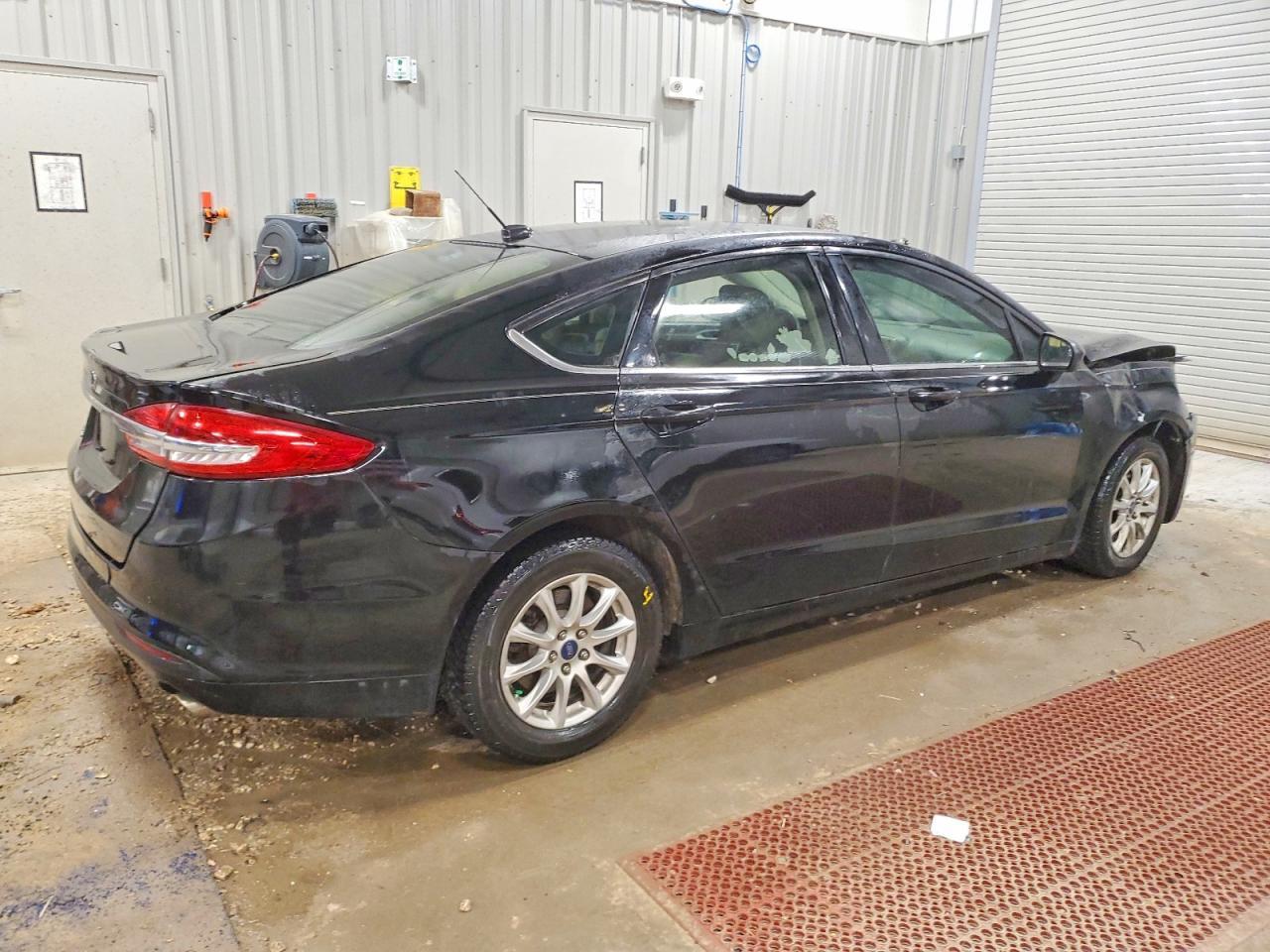 2018 Ford Fusion S - zdjęcie 3
