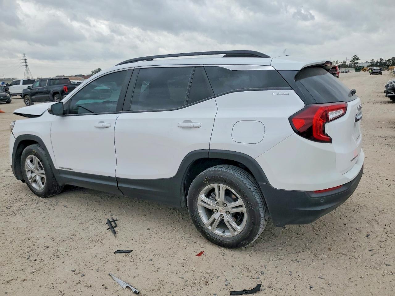 2022 GMC Terrain Sle - zdjęcie 2