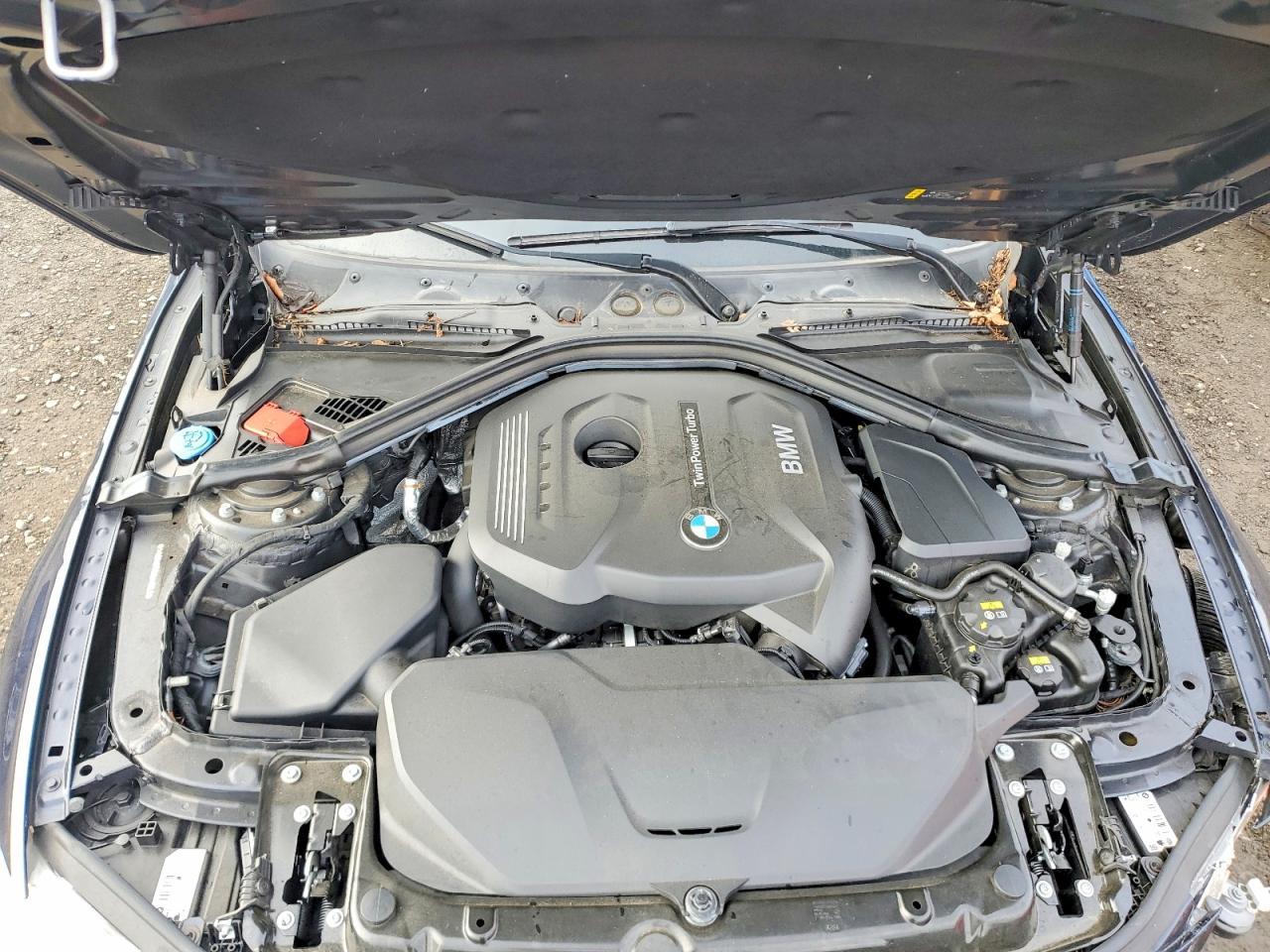 2017 BMW 330 I - zdjęcie 11