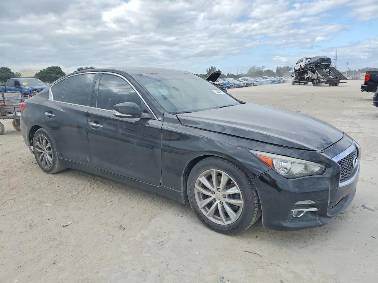 2015 Infiniti Q50 Base - zdjęcie 4