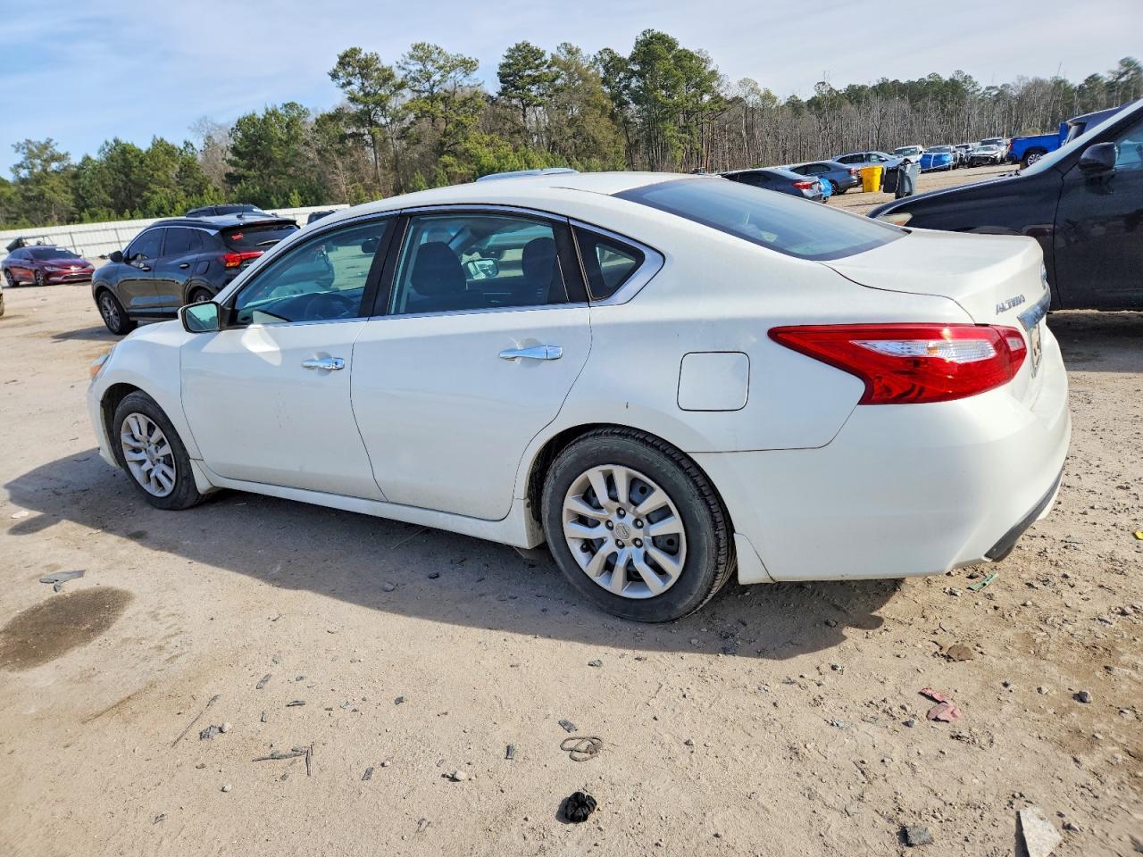 2016 Nissan Altima 2.5 - zdjęcie 2