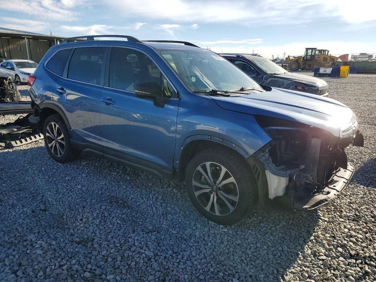 2019 Subaru Forester Limited - zdjęcie 4